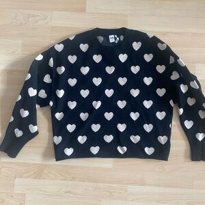 Simons Black and white heart sweater